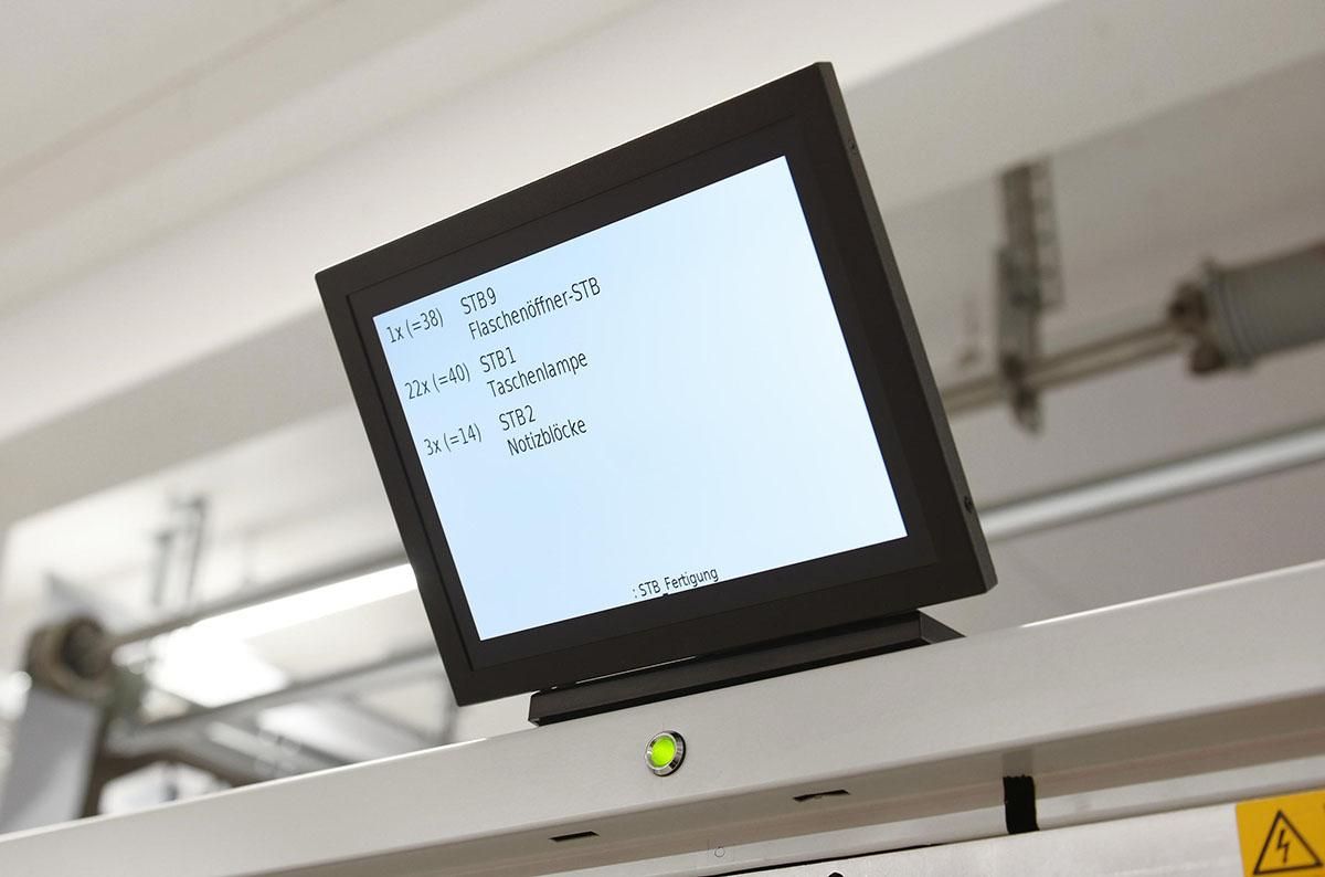 Wiegezellenschrank FTS 50 zur Betriebsmittel- und PSA-Verwaltung Monitor